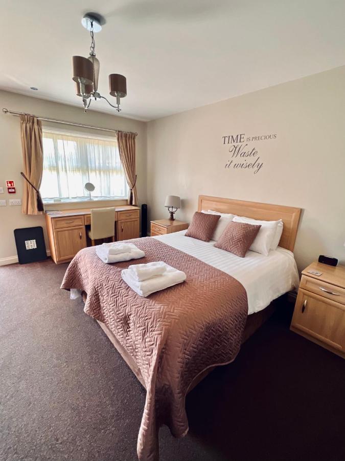 Hotel The Reindeer 4*